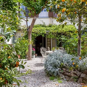 Secret Garden Couette-café Florence